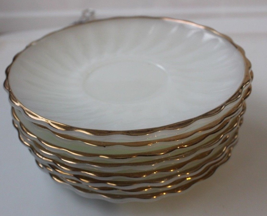 Shell Swirl  Fire King anchor Hocking  cream sugar  tea cups saucers  plates