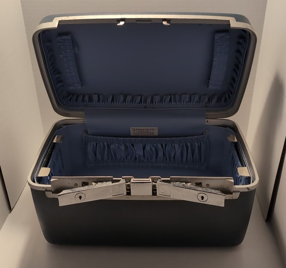 Vintage Blue Samsonite Train Case / Makeup Carrier Hard Luggage