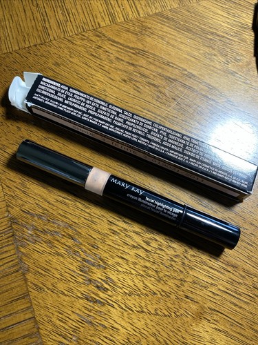 New In Box Mary Kay Facial Highlighting Pen Shade 3~ Full Size ~ Fast Ship