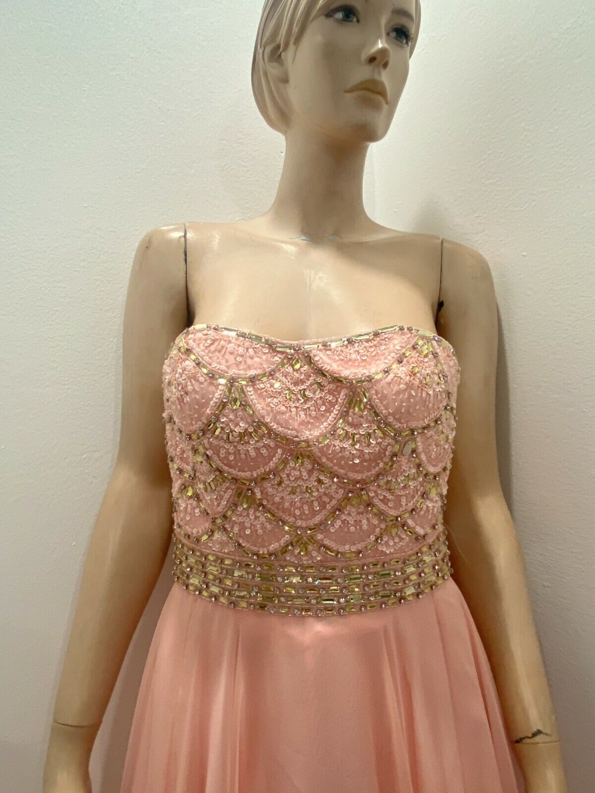 SHERRI HILL SADIE ROBERTSON PINK BEADED STRAPLESS… - image 2