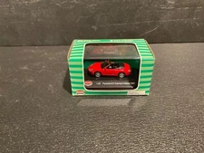 Model Power Minis #19030 1:87 Scale Porsche 911 Carrera Cabriolet Red