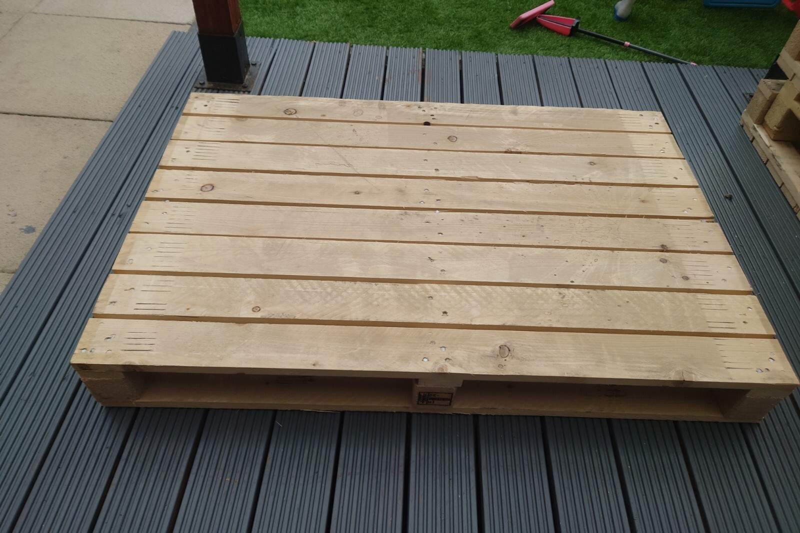 Euro Pallets. Heat Treated Wooden STAMPED Euro Sized Pallets 800 x 1200 eBay