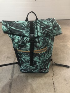 dakine section roll top