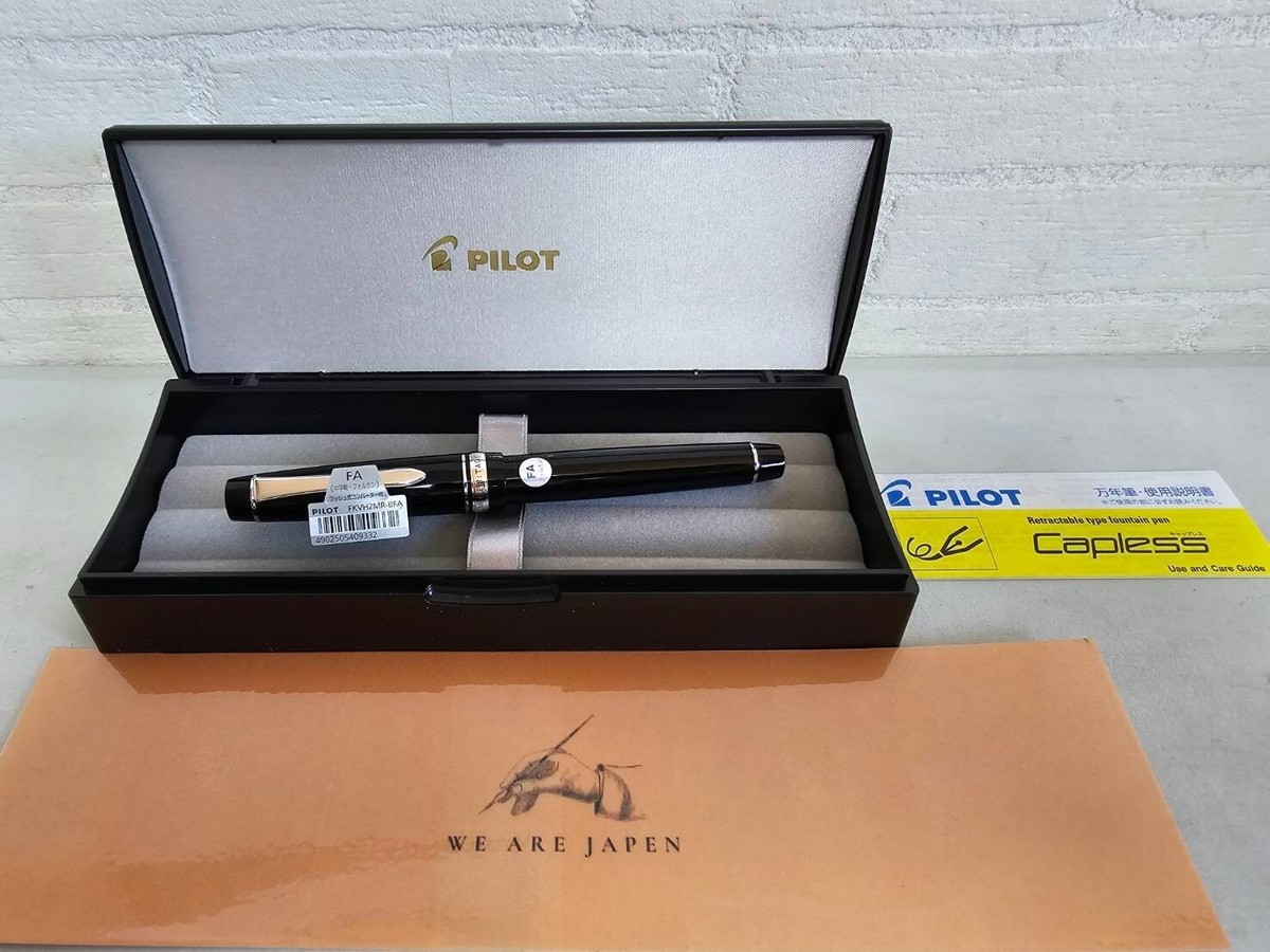 Pilot Custom Heritage 912 Fountain Pen Black FA Falcon Nib 14K