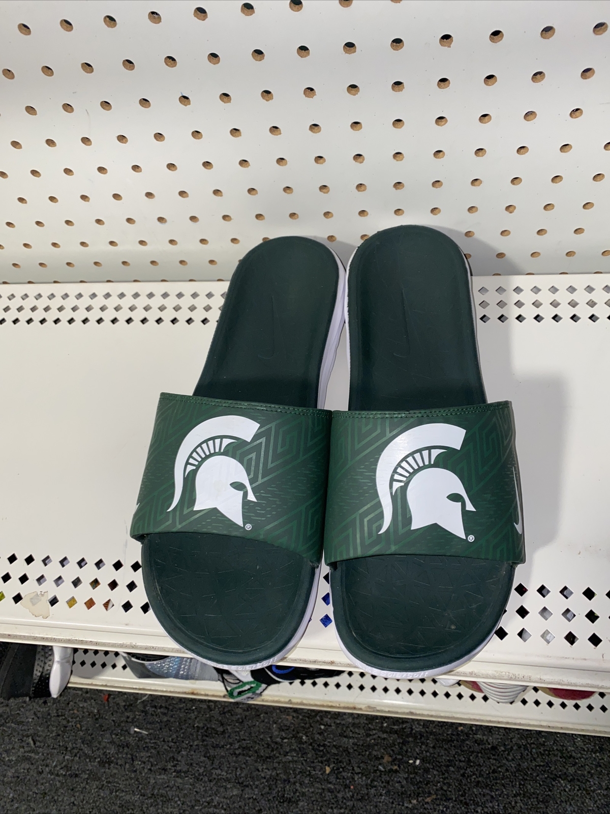 nike men's benassi solarsoft