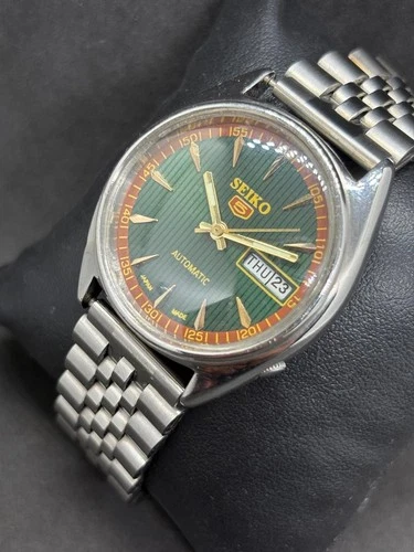 Vintage Refurbished Seiko 5 Automatic Day/Date Japan Men's Wrist Watch