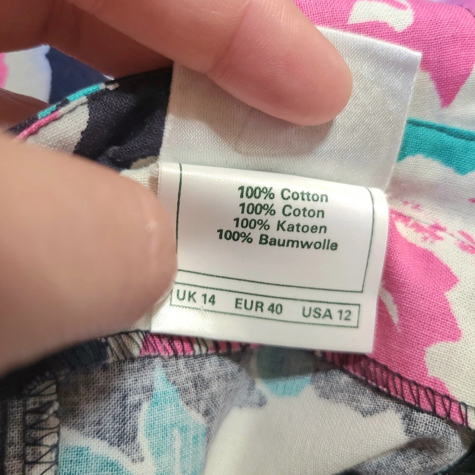 Vintage Laura Ashley Floral Black Women Size 12 100% Cotton V-Back  - Image 4 of 4