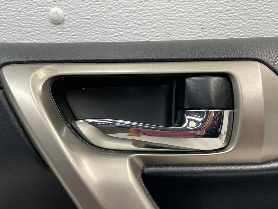 10 11 12 13 Lexus GX460 panel de cubierta de puerta interior de pasajero delantero derecho 1608 OEM Foto 4 de 4