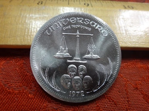 1972 Universaro Trade Unit One 1 Oz .999 Silver Bullion Round - No Reserve