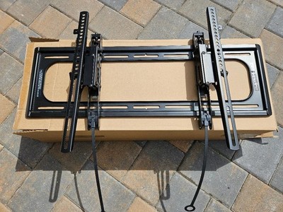SANUS VLT6 Tilt Premium TV Wall Mount