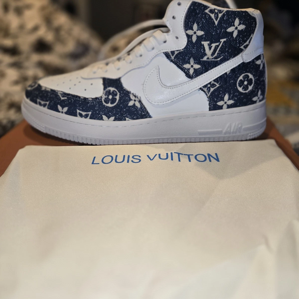 LV バレーシューズ　モノグラム ルイ・ヴィトン】モノグラム・デニムが夏らしい印象を演出するメンズ