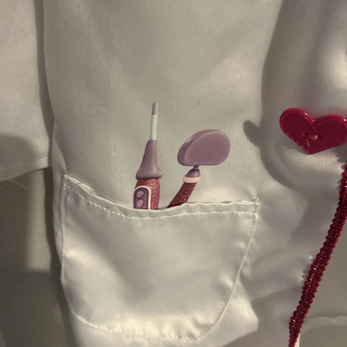 Disney Doc McStuffns Lab Coat Size 4-6x Great Condition S57
