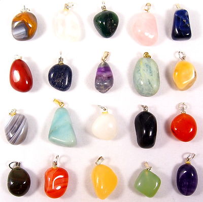 verschiedene Edelstein - Anhänger Trommelsteine colgante de piedras preciosas 