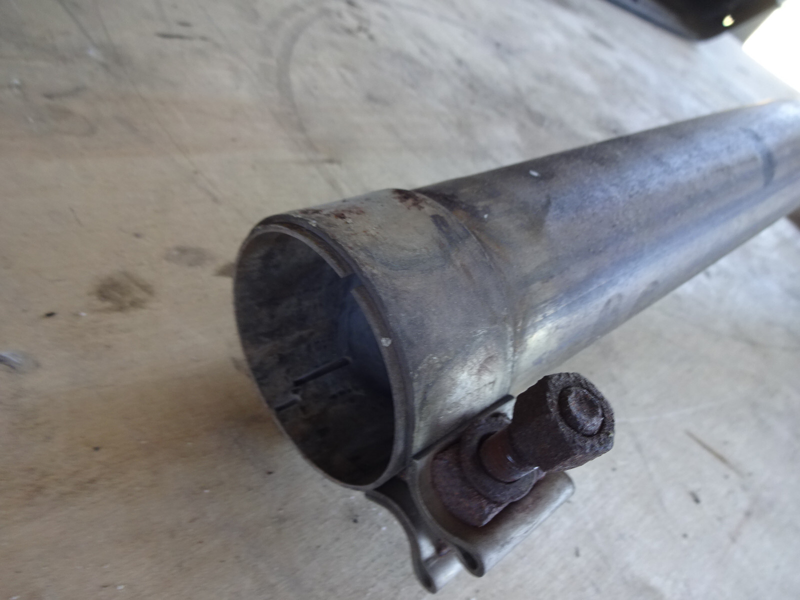Maserati 4200 - RH Exhaust Center Extension Pipe (Used) - P/N # 187823