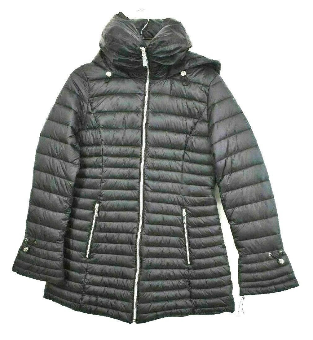 Men's Down vest in crinkled nylon | Black | Diesel Laundry by Shelli Segal ベストShort Puffer Vest – Silky Quilted Outer