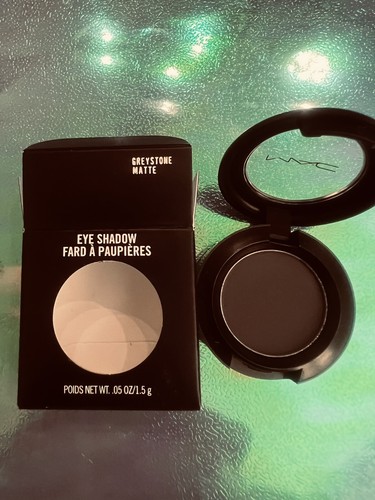 Mac Eyeshadow Greystone Matte - Picture 3 of 3