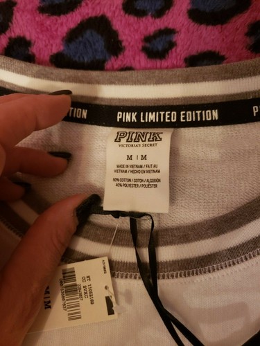 Neu mit Etikett Victoria's Secret Pink limitierte Auflage tropischer College-Pullover Sweatshirt M - Bild 4 von 6