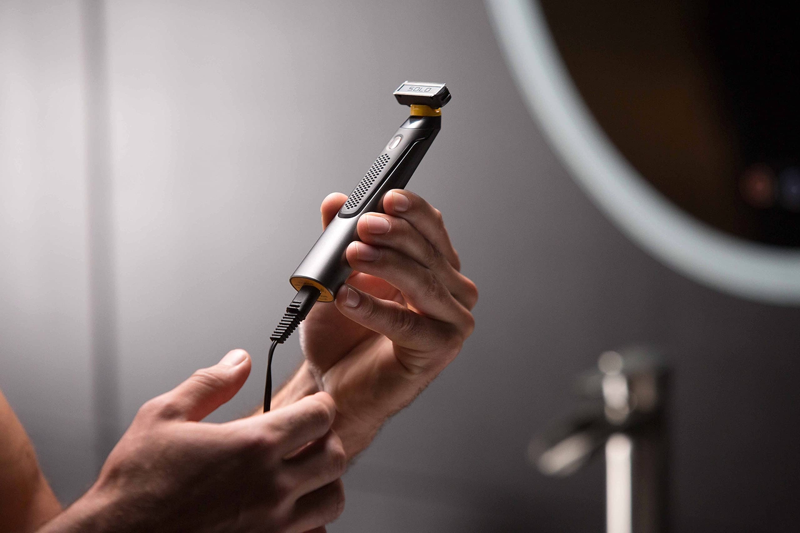 MicroTouch SOLO Titanium Rechargeable Beard & Body Razor that Trims ...