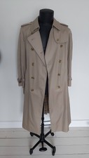Burberrys Ladies Classic Trench Coat