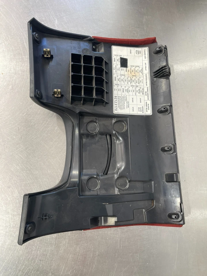 Pontiac GTO 2004 conductor panel inferior de la rodilla gamuza roja Foto 3 de 4