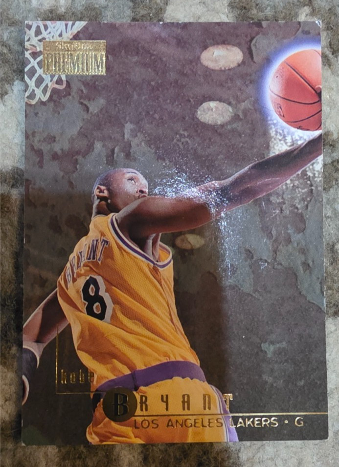 1996-97 Skybox Premium - Kobe Bryant #55 (RC)