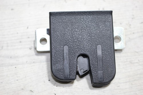 Heckklappenschloss Schloss Heckklappe 6Q6827505B Volkswagen Polo 9N Bj,02