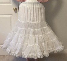 Vintage Sam's White Tulle Crinoline Petticoat Lace Trim Tiered Underskirt 740 23