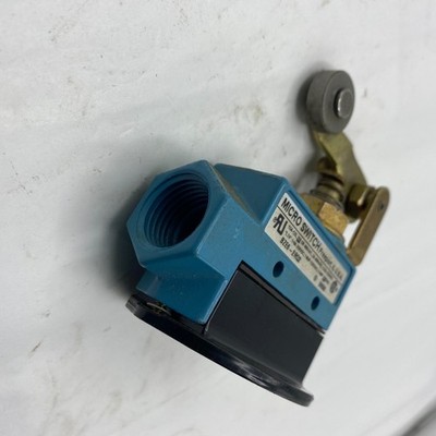 Honeywell MICRO SWITCH BZE6-2RQ2 Limit Switch - 15A 480VAC
