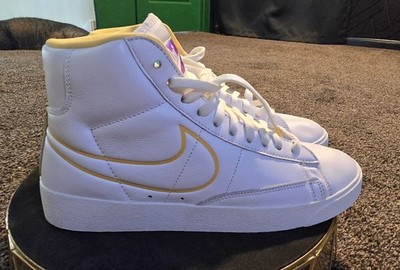 NIKE BLAZER MID Top Women Shoe WHITE TOPAZ GOLD SIZE 8 CJ3643-100 Gym Sneakers