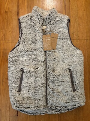 Thread & Supply NWT High Pile Cozy Winter Holiday Fleece Vest XL