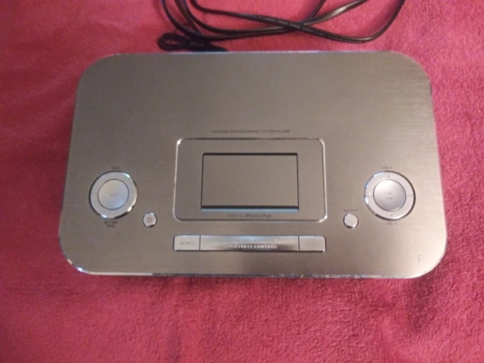 Sistema de entretenimento de encaixe Philips DC290B para pads e telefones Apple - Imagem 3 de 4