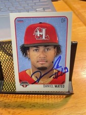Daniel Mateo Signed Autographed 2023 Hickory Crawdads Team Set Card
