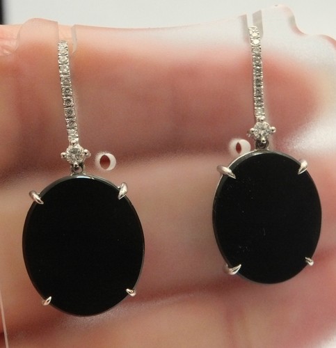 18ct Gold Onyx and Diamond Earrings - Picture 4 of 5