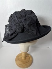 Betmar New York VINTAGE FELT WOOL BLACK HAT w/ RIBBON TRIM VGC USA