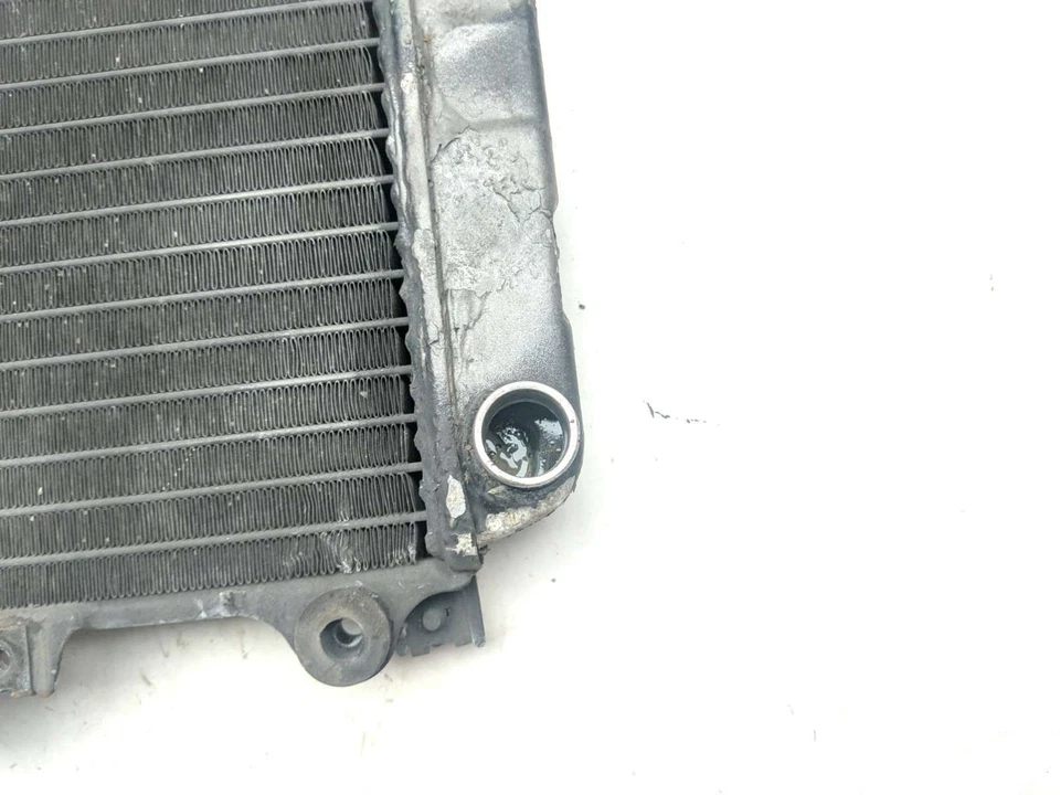 04 Kawasaki EX 500 Ninja 500R Radiator - Image 4 of 4