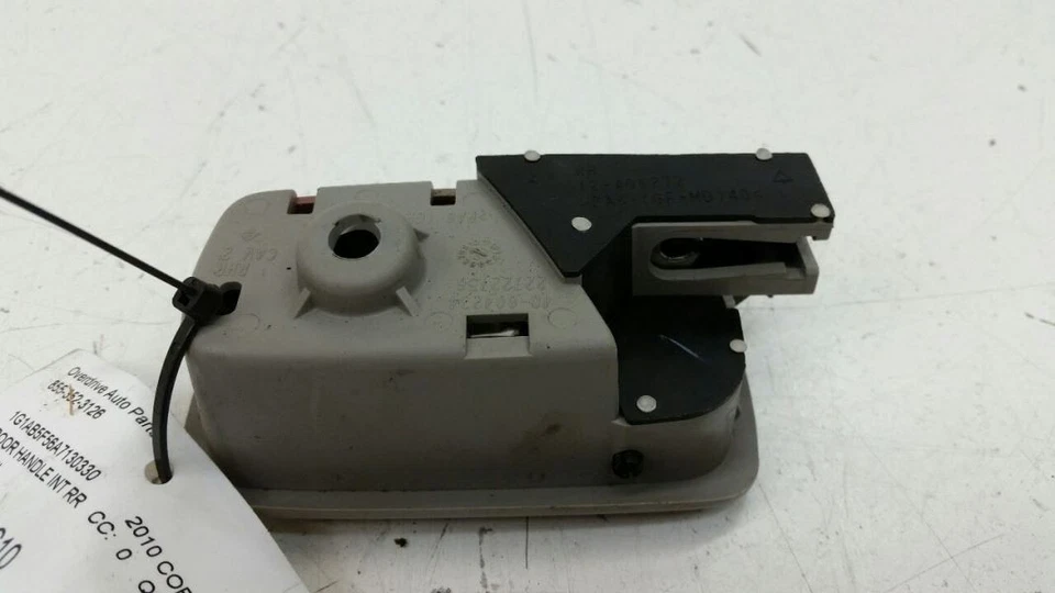 Maçaneta de porta Chevy cobalto passageiro direito interior interno interno 2009 2010 - Imagem 2 de 2