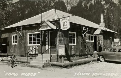 ''Toms Place'' Yellow Pine Idaho Cafe Bar Cabins RPPC Photo Postcard COPY