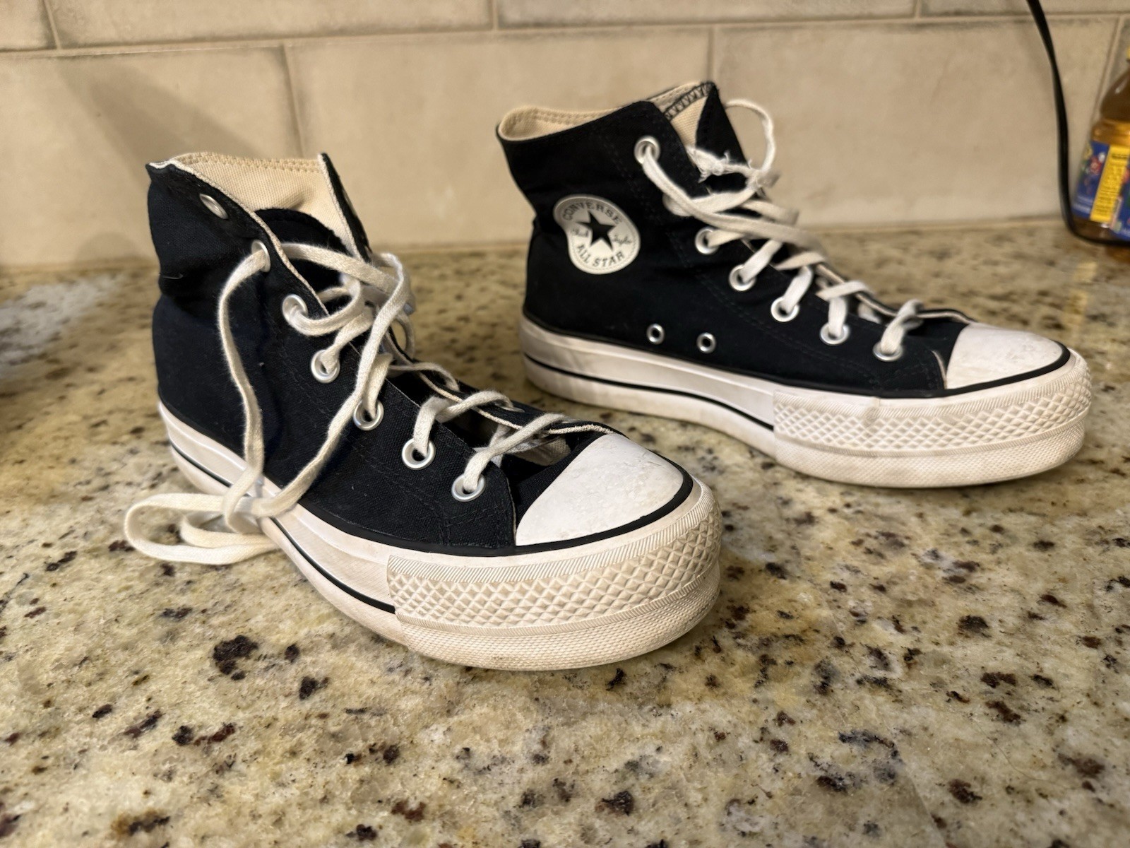 Converse Chuck Taylor Platform High Top Sneakers Black Women’s Size 7 GUC thumbnail 6