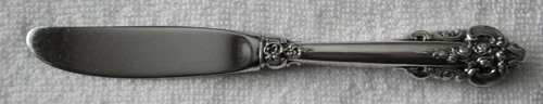 Grande Baroque Wallace Sterling Silver butter server paddle individual knife
