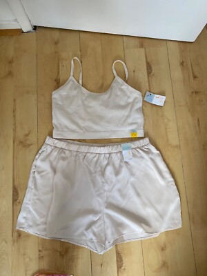 BNWT primark crop top secret support and satin short cream pyjamas set size L