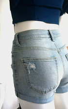 SNEAK PEEK High-Rise Distressed cuffed Light Blue Stretch Short SMALL Original