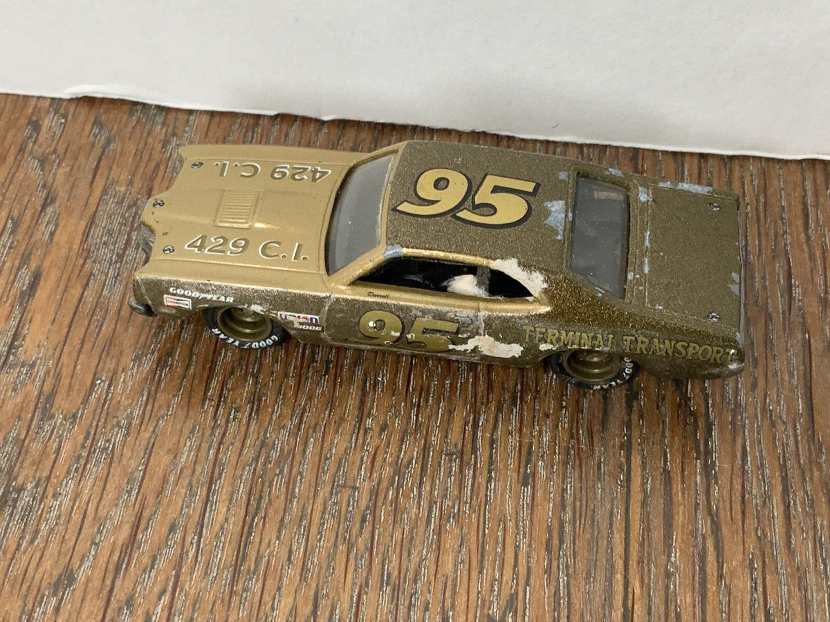 激レア ルルルルズ/スカイライン　入手困難 スプリット７インチ citypop 激レア ルルルルズ/スカイライン 入手困難 スプリット7インチ citypop