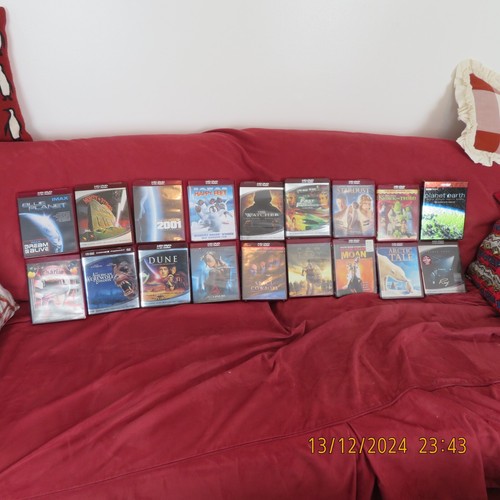 TOSHIBA HD-A3KU HD DVD Player + 18 HD-DVD Movies! Original Remote *Excellent* - Picture 9 of 9