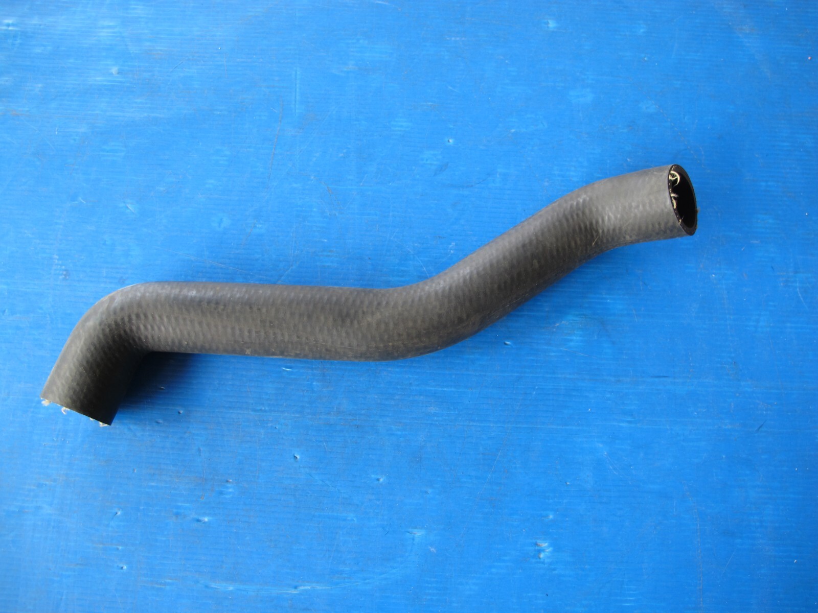 Durite radiateur Gates pour résoudre les fuites Seat Ibiza