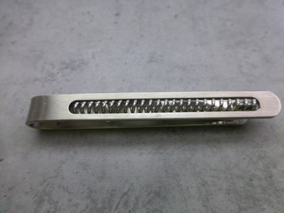 Original Designer Edelstahl Steel Krawattennadel mit Feder u. freiem Schiffchen
