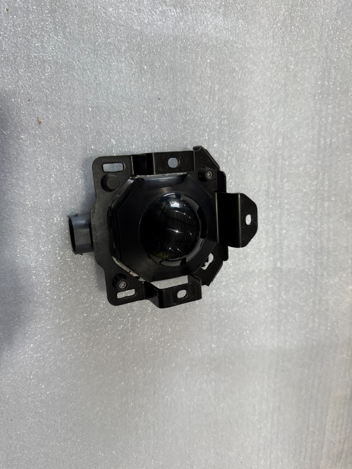 2023 2024 MASERATI LEVANTE DISTANCE SENSOR GHIBLI 670177907 OEM