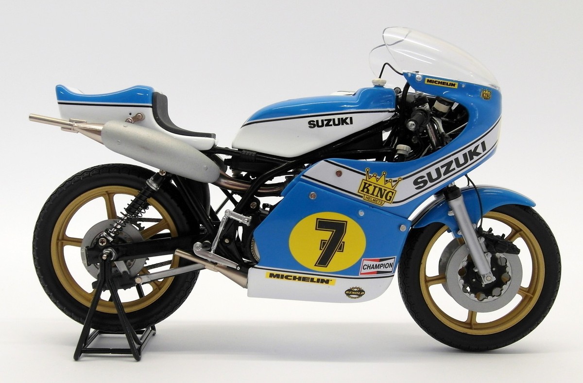 Minichamps 1/12 Scale Diecast 123 760007 - Suzuki XR 14