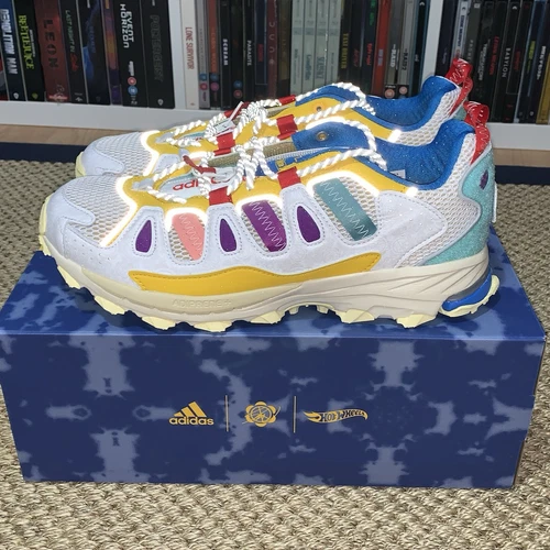 Scarpe da ginnastica Adidas Sean Wotherspoon Hot Wheels Superturf taglia UK 9