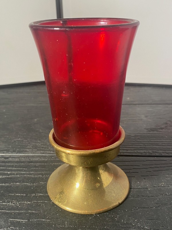 *** VINTAGE CATHOLIC CHURCH BRASS & RED GLASS VOTIVE CANDLE HOLDER