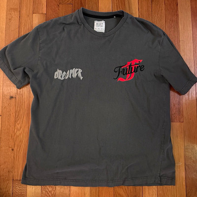 Riot Empire Men's Graphic Print Logo Crew Neck Short Sleeve Gray T-Shirt L